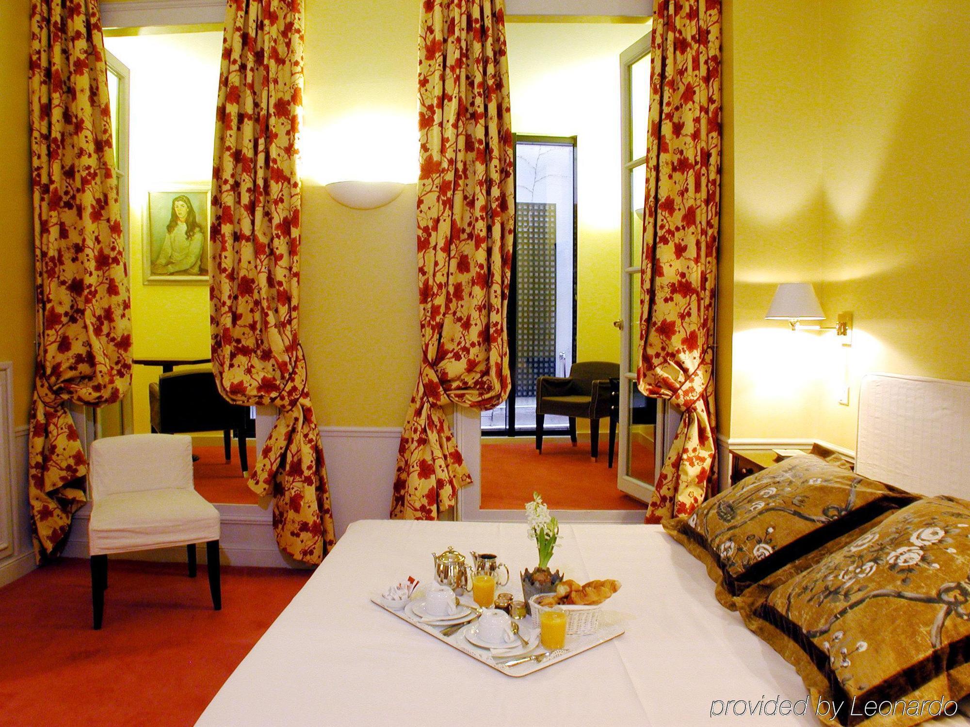 Hôtel Le Lavoisier Paris Quarto foto